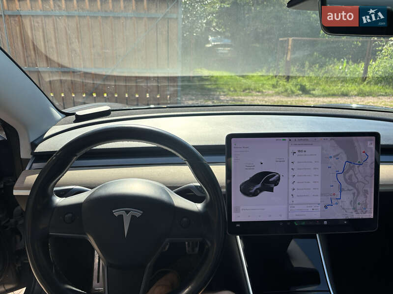Седан Tesla Model 3 2018 в Києві
