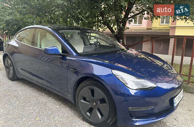 Седан Tesla Model 3 2020 в Ивано-Франковске