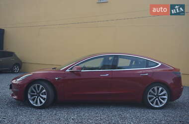 Седан Tesla Model 3 2018 в 