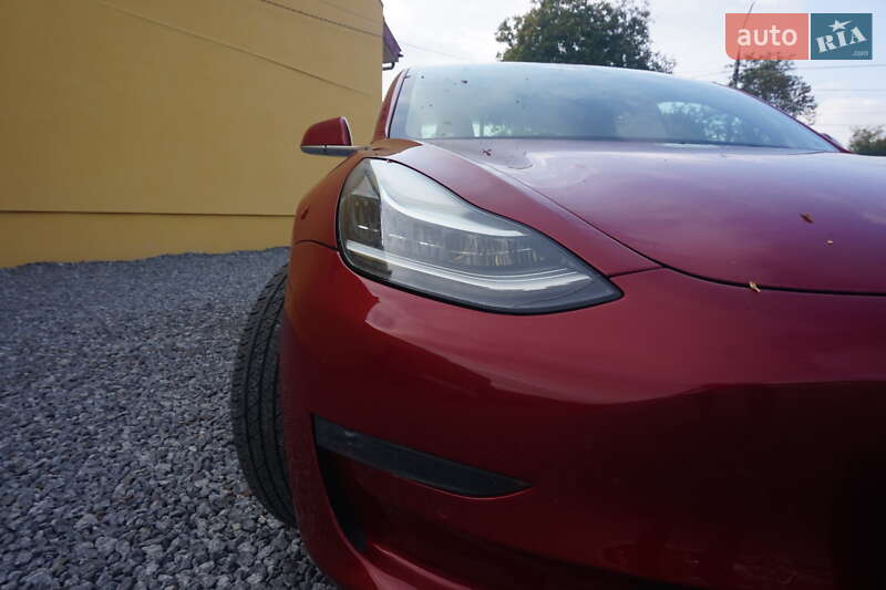 Седан Tesla Model 3 2018 в Самборі фото 21 Седан Tesla Model 3 2018 в Самборі