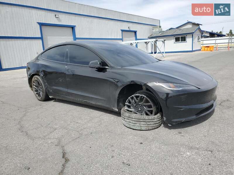 Седан Tesla Model 3 2025 в Києві фото 4 Седан Tesla Model 3 2025 в Києві