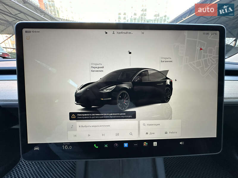 Седан Tesla Model 3 2023 в Одесі