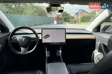 Седан Tesla Model 3 2018 в 
