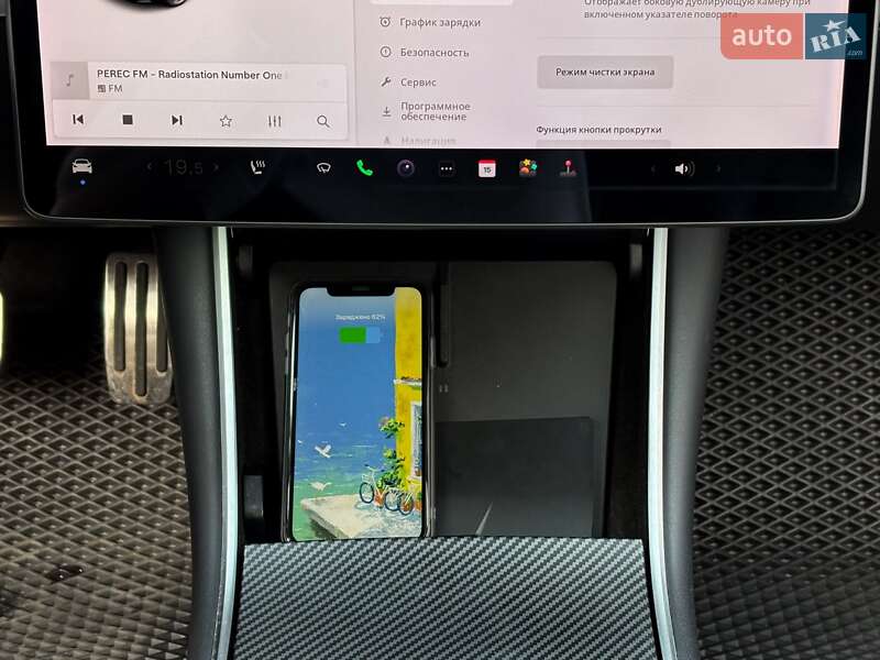 Седан Tesla Model 3 2018 в Києві