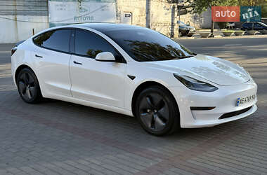 Седан Tesla Model 3 2021 в Днепре