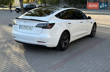 Седан Tesla Model 3 2021 в Днепре