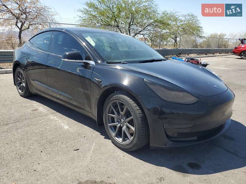 Седан Tesla Model 3 2018 в Луцке
