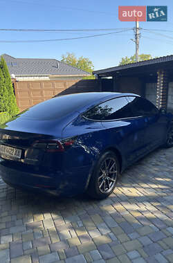 Седан Tesla Model 3 2019 в 