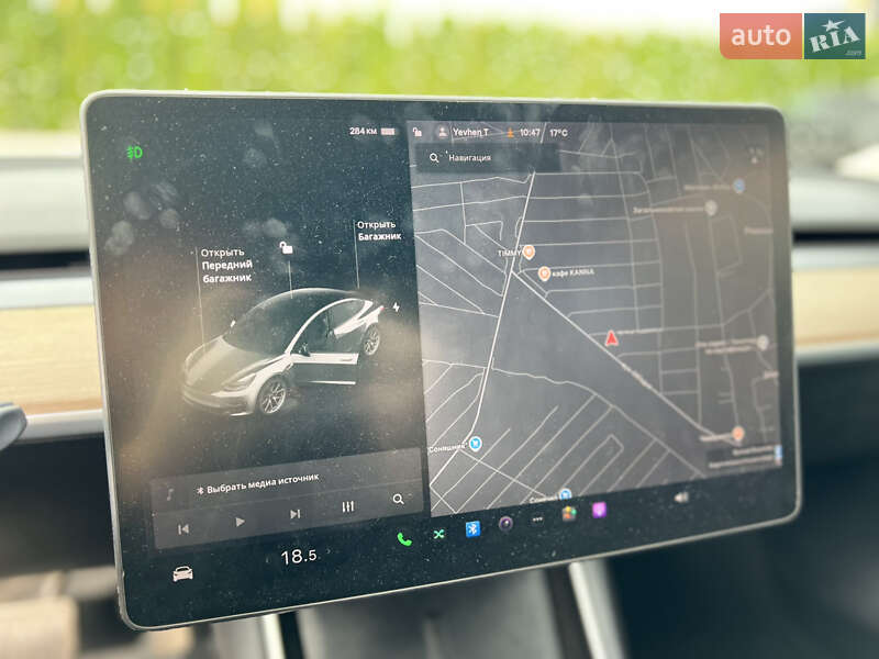 Седан Tesla Model 3 2018 в Луцке