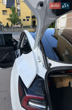 Седан Tesla Model 3 2021 в Трускавці фото 14 Седан Tesla Model 3 2021 в Трускавці