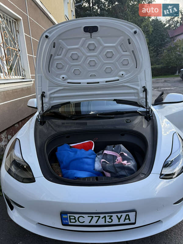 Седан Tesla Model 3 2021 в Трускавці фото 28 Седан Tesla Model 3 2021 в Трускавці