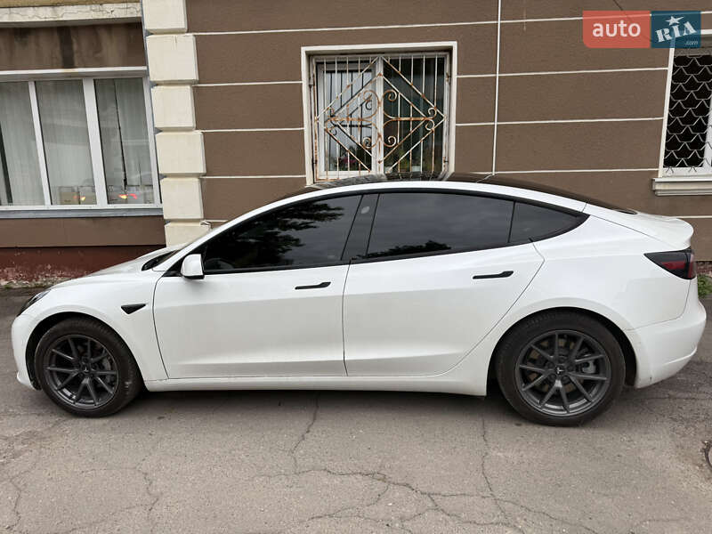 Седан Tesla Model 3 2021 в Трускавці фото 36 Седан Tesla Model 3 2021 в Трускавці