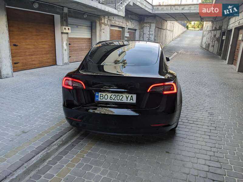 Седан Tesla Model 3 2021 в Тернополі фото 4 Седан Tesla Model 3 2021 в Тернополі