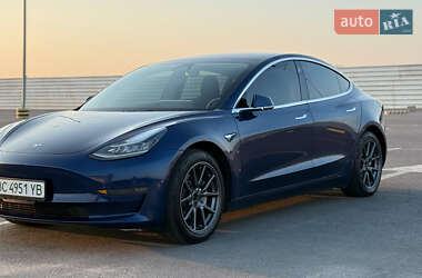 Седан Tesla Model 3 2018 в 
