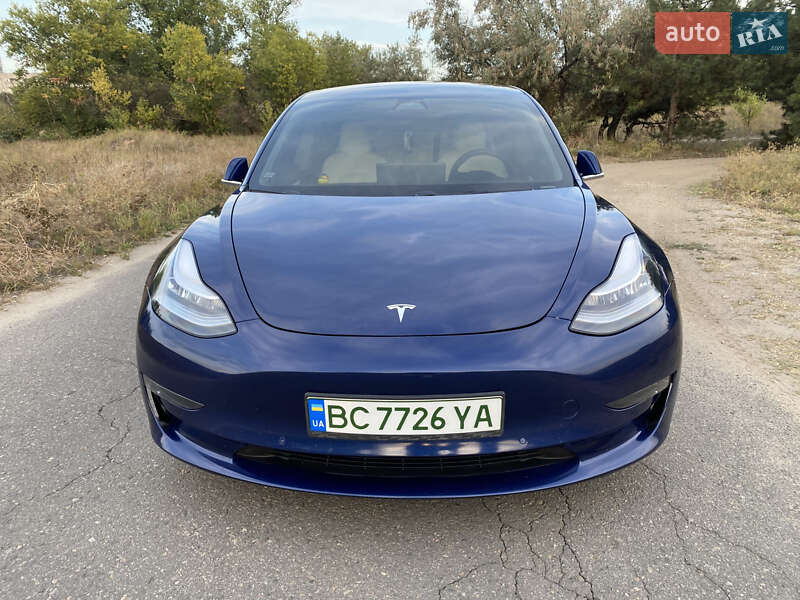 Седан Tesla Model 3 2019 в Дніпрі фото 2 Седан Tesla Model 3 2019 в Дніпрі