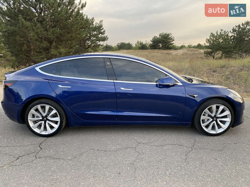 Седан Tesla Model 3 2019 в Дніпрі фото 4 Седан Tesla Model 3 2019 в Дніпрі