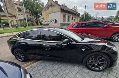 Седан Tesla Model 3 2018 в 