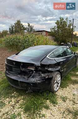 Седан Tesla Model 3 2019 в 