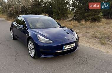 Седан Tesla Model 3 2019 в 