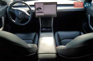 Седан Tesla Model 3 2018 в 