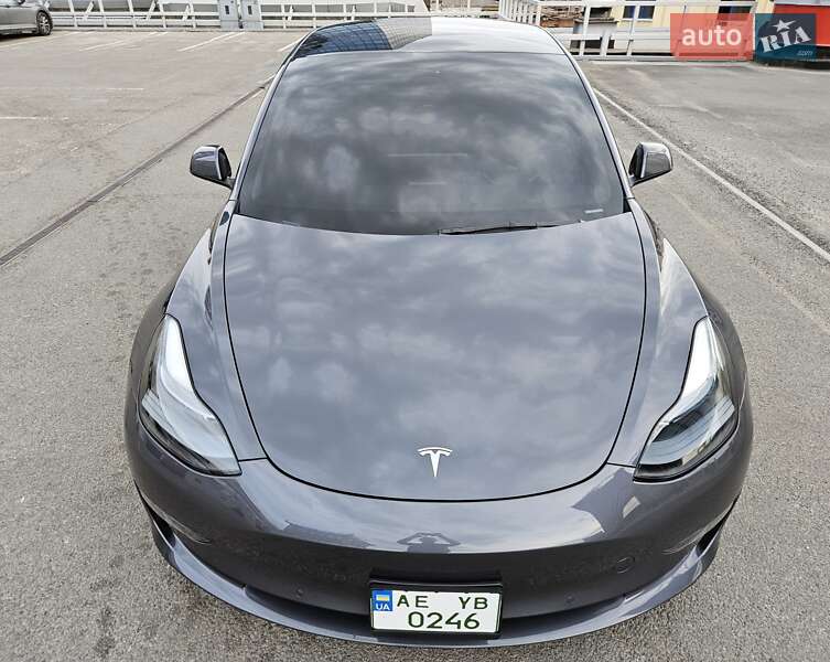Седан Tesla Model 3 2022 в Дніпрі