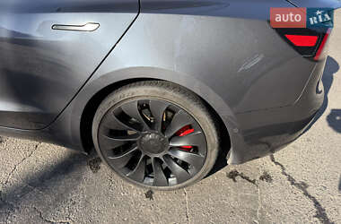 Седан Tesla Model 3 2021 в Запоріжжі