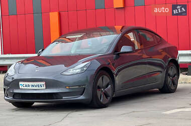 Седан Tesla Model 3 2023 в 
