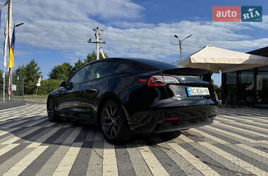 Седан Tesla Model 3 2021 в 