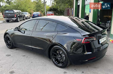Седан Tesla Model 3 2018 в 