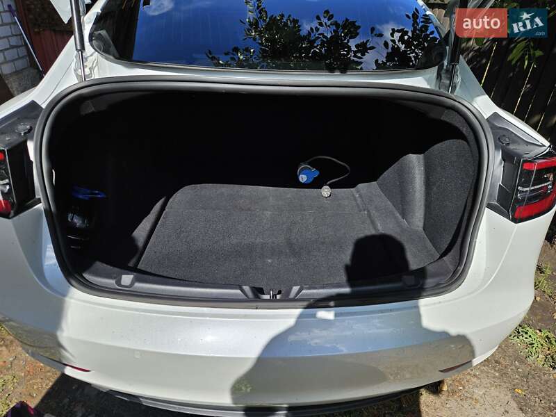 Седан Tesla Model 3 2018 в Миргороді фото 17 Седан Tesla Model 3 2018 в Миргороді