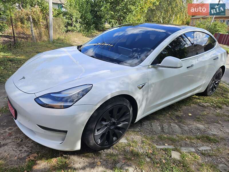 Седан Tesla Model 3 2018 в Миргороді фото 29 Седан Tesla Model 3 2018 в Миргороді