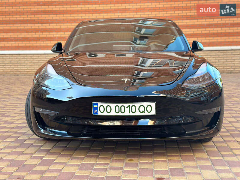 Седан Tesla Model 3 2020 в Одессе
