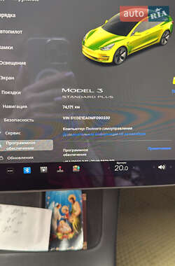 Седан Tesla Model 3 2021 в 