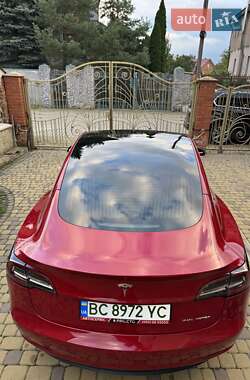 Седан Tesla Model 3 2018 в 