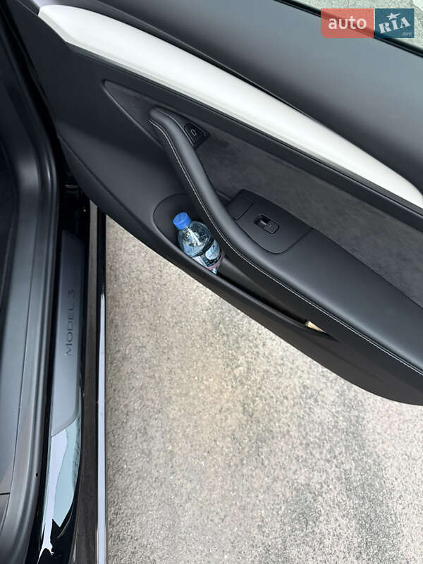 Седан Tesla Model 3 2022 в Києві фото 10 Седан Tesla Model 3 2022 в Києві