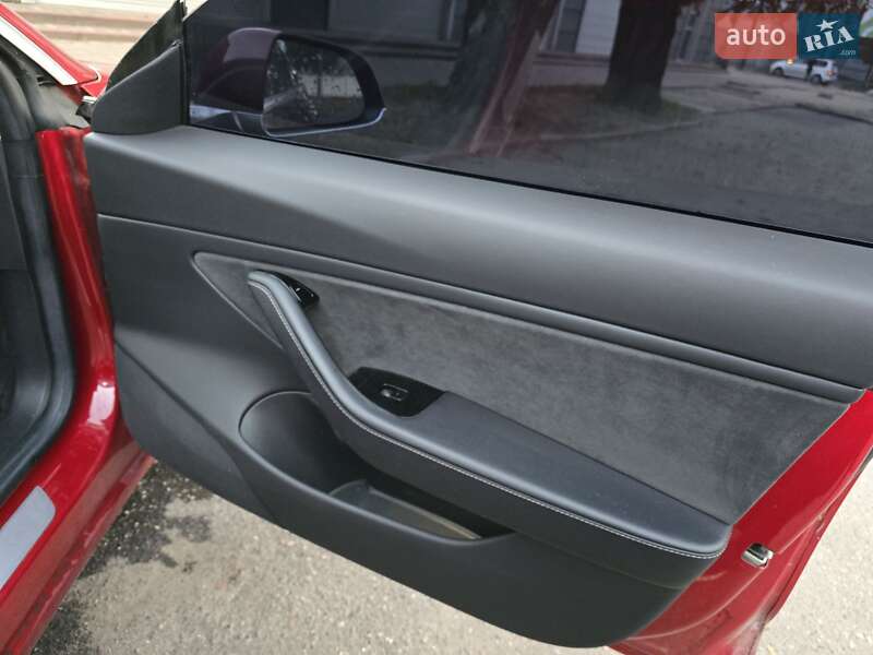 Седан Tesla Model 3 2018 в Черкассах фото 19 Седан Tesla Model 3 2018 в Черкассах