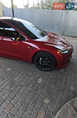 Седан Tesla Model 3 2018 в 