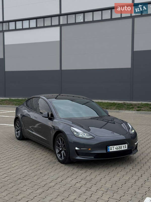 Седан Tesla Model 3 2023 в Івано-Франківську фото 2 Седан Tesla Model 3 2023 в Івано-Франківську