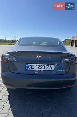 Седан Tesla Model 3 2019 в 