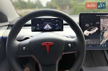 Седан Tesla Model 3 2021 в Малине