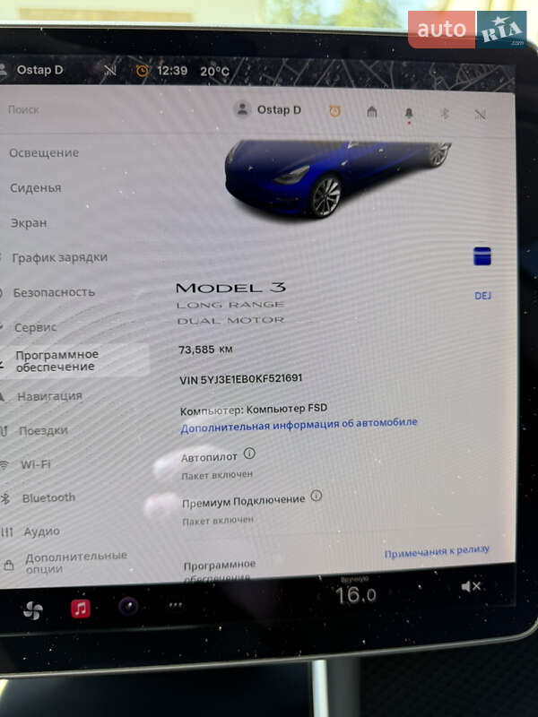 Седан Tesla Model 3 2019 в Львові