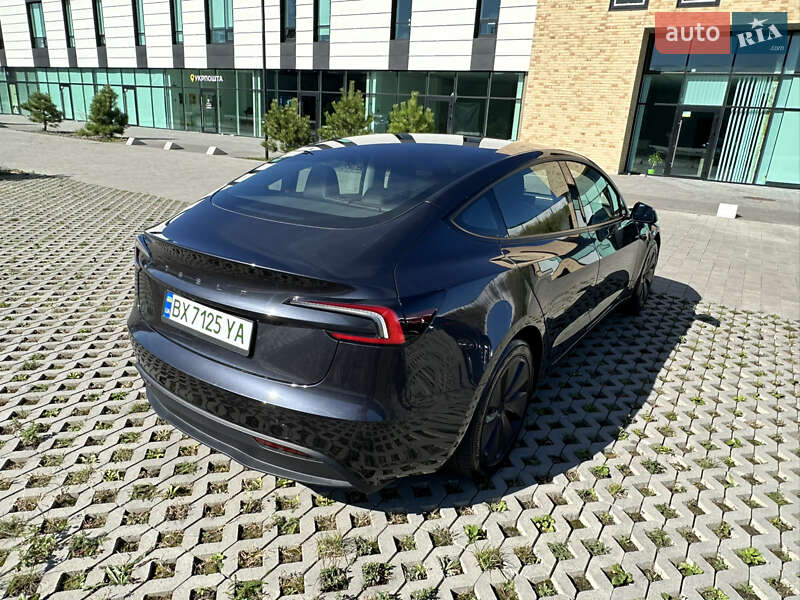 Седан Tesla Model 3 2024 в Хмельницком