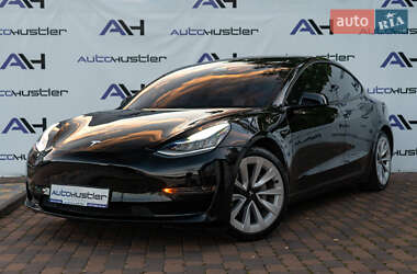 Седан Tesla Model 3 2020 в 