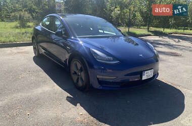 Седан Tesla Model 3 2020 в Києві