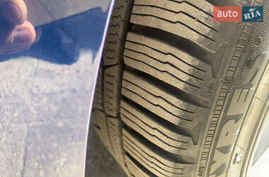 Седан Tesla Model 3 2020 в Киеве