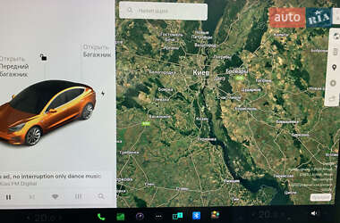 Седан Tesla Model 3 2019 в 