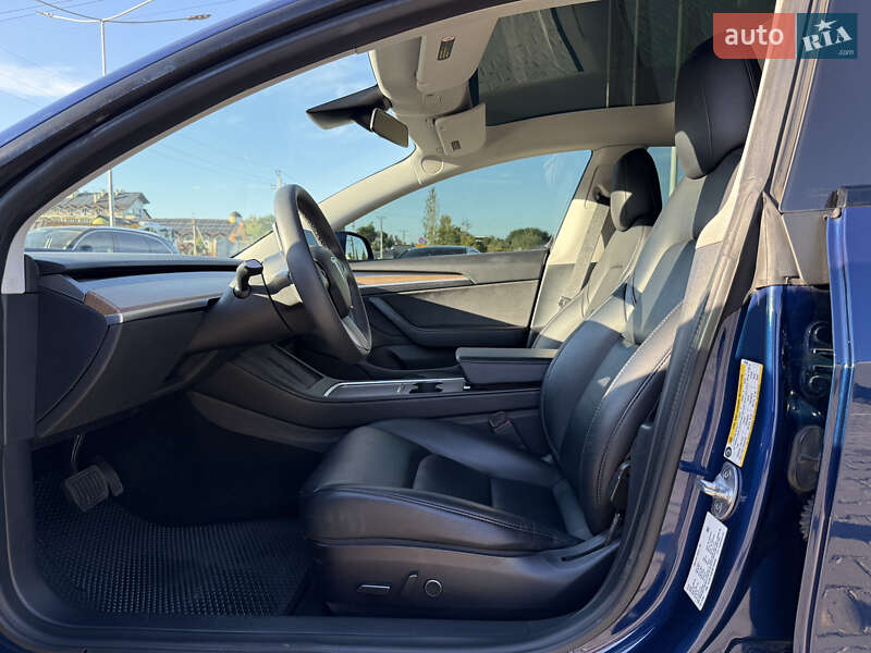 Седан Tesla Model 3 2022 в Львове фото 11 Седан Tesla Model 3 2022 в Львове