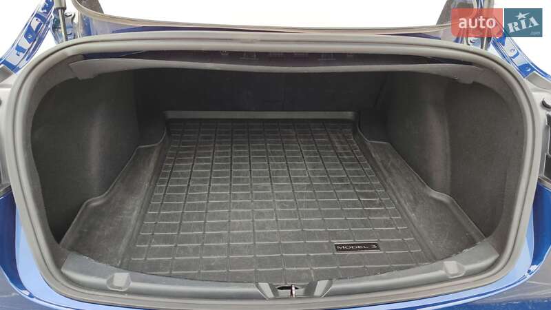 Седан Tesla Model 3 2018 в Києві фото 13 Седан Tesla Model 3 2018 в Києві