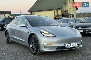Седан Tesla Model 3 2018 в 