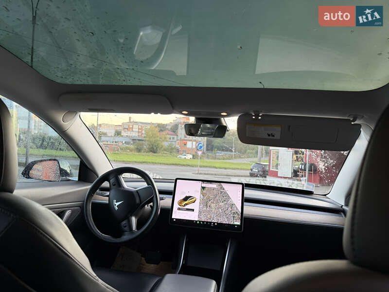 Седан Tesla Model 3 2018 в Хмельницком